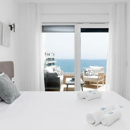 Sea Front * Τορεβιέχα