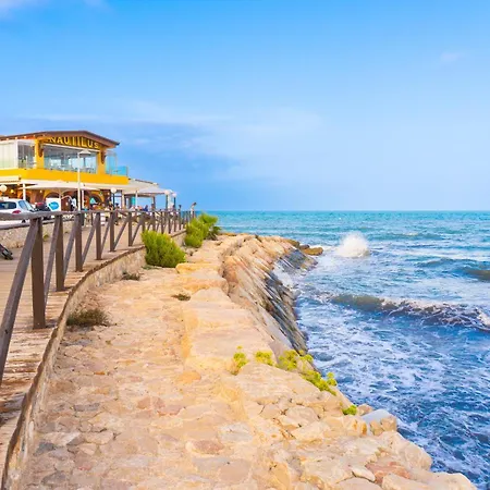 Διαμέρισμα Sea Front Τορεβιέχα