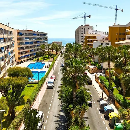 Sea Front * Τορεβιέχα