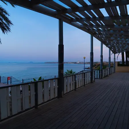 公寓 Sea Front *