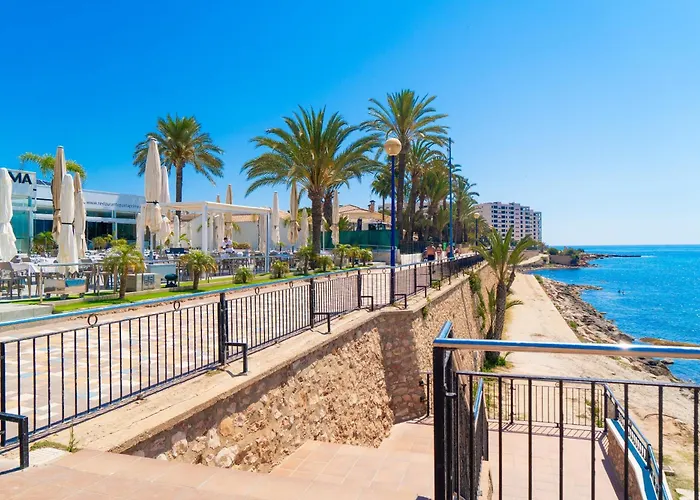 Sea Front Apartament *